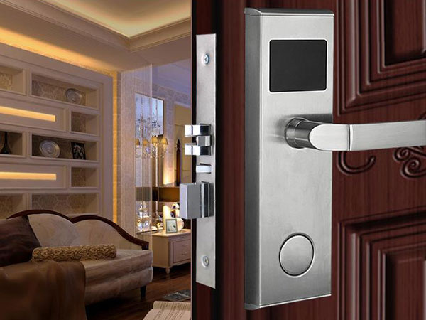 南川24小时上门开锁公司